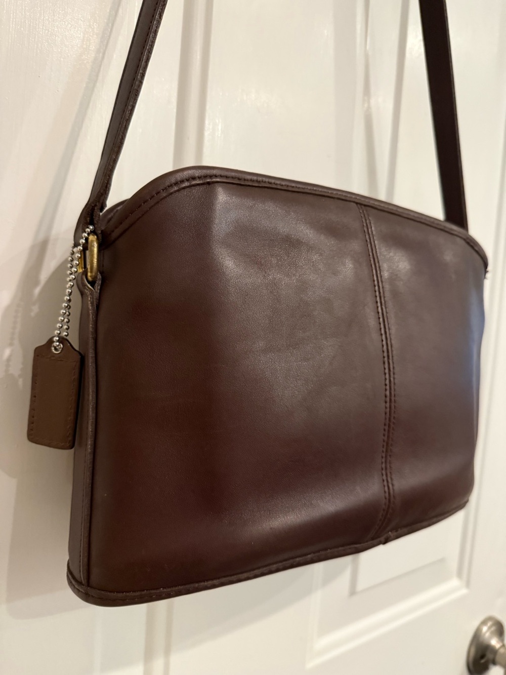 Vintage 1997 Coach Metropolis Zip Bag 9976 – Mahogany Brown Leather Crossbody - Picture 7 of 16